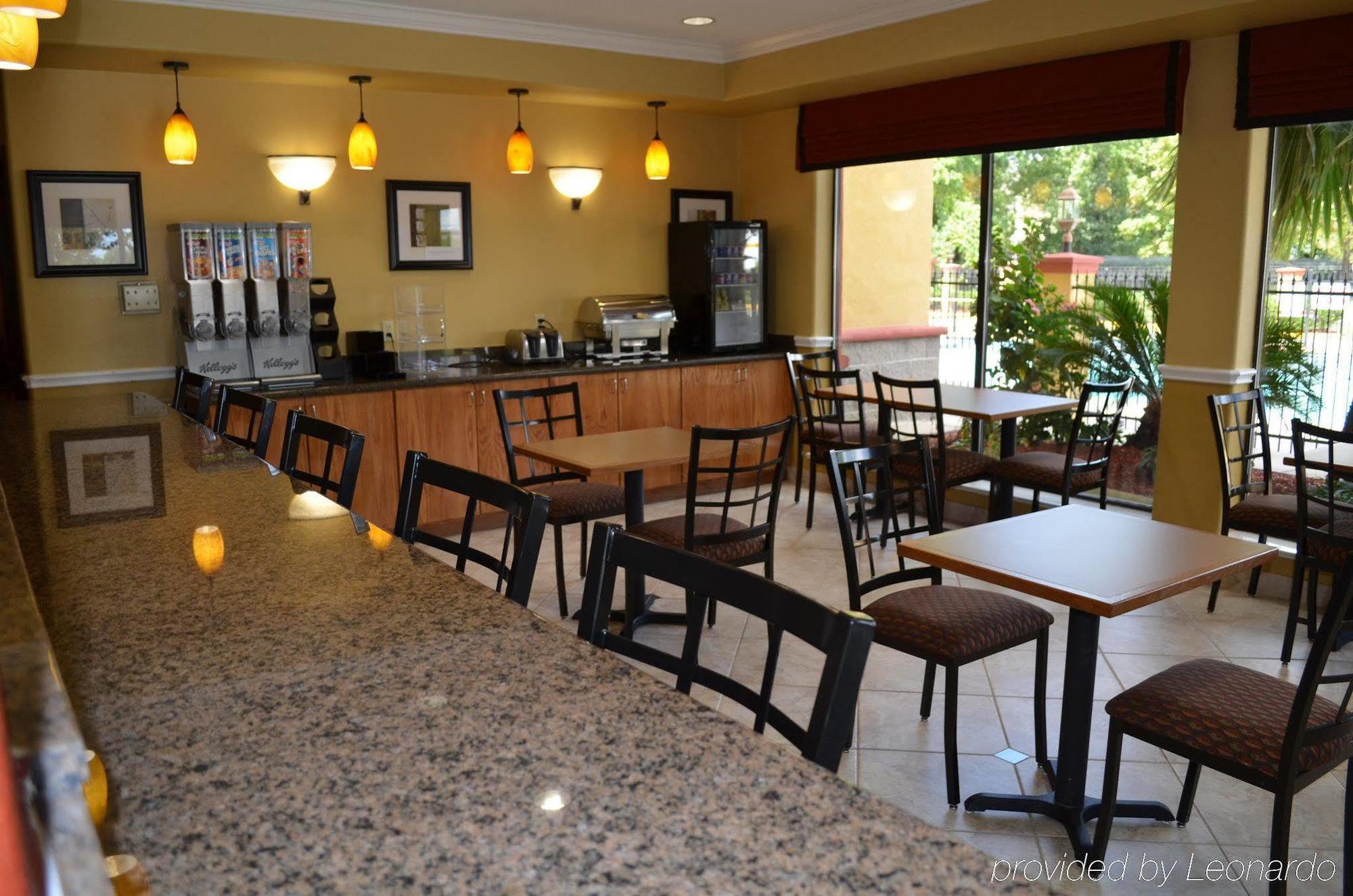 Best Western Plus North Houston Inn & Suites Restaurace fotografie